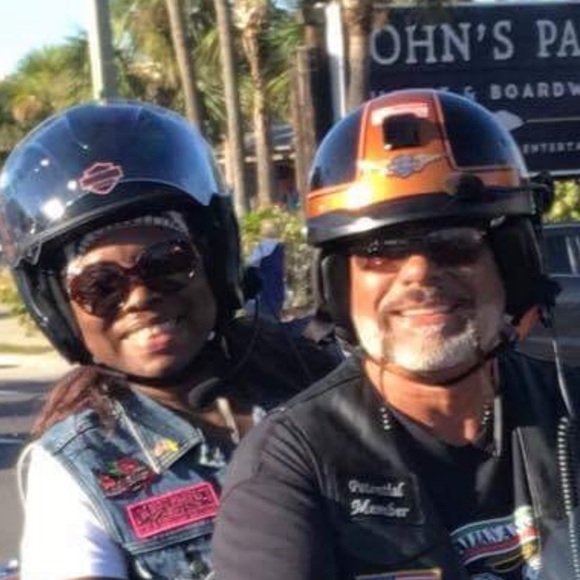 Meet your Posher, Burna - Picture 2 of 11